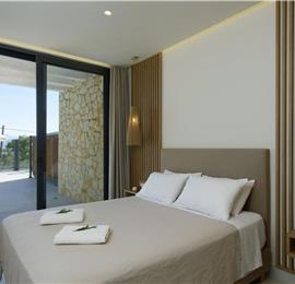 3 bedroom villa with pool & sea view, near Acharavi, sleeps 6